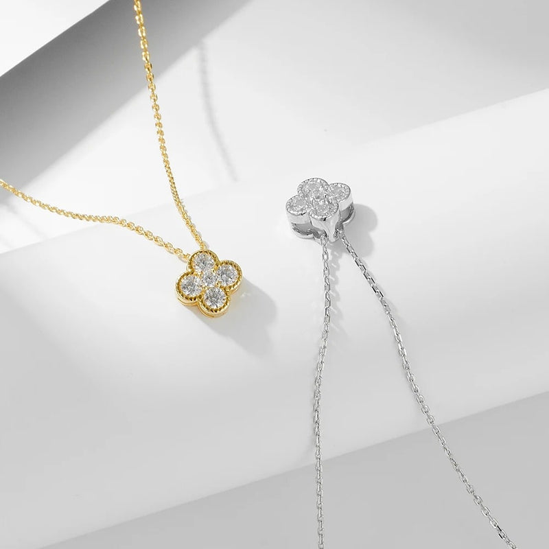 FOUR LEAF CLOVER DIAMOND PENDANT NECKLACE