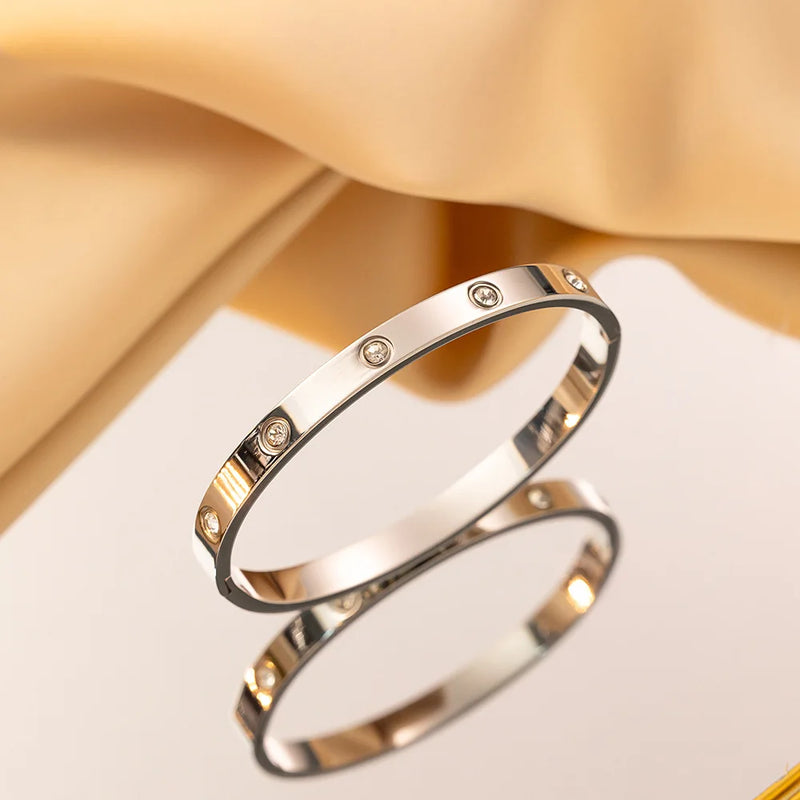 Elegant Gold-Plated Bracelet – Timeless Jewelry for Every Occasion