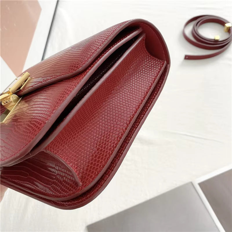 Borsa a tracolla in pelle con texture lucertola Valentina