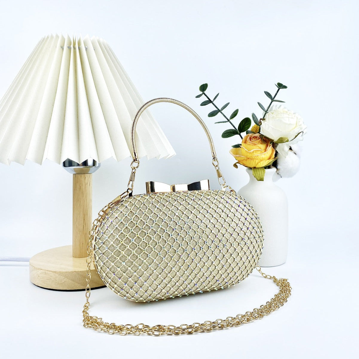 Aurora Glam Bow Clutch-Gold Elegance Edition