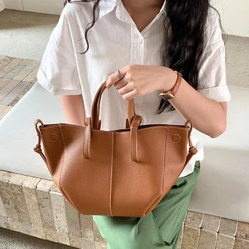 Borsa a mano Valeria con motivo – elegante e sostenibile