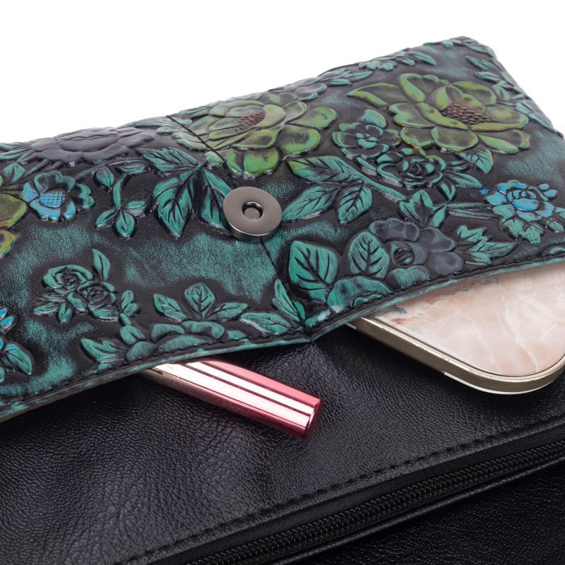 VelvetBloom Luxe Chain Crossbody