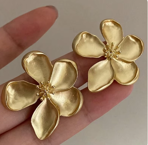 Elegant Metallic Flower Stud Earrings for Women