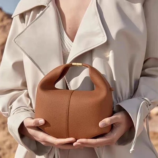 Luxury Handbag Made from Sea Water-Derived Materials – Timeless, Sustainable Design for Any Occasion