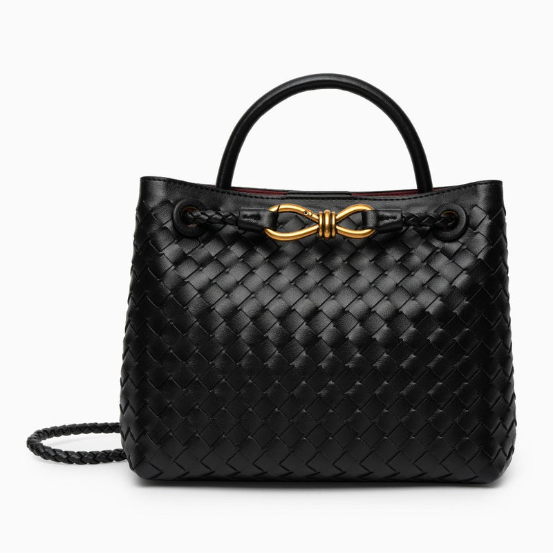 Elegant Woven Crossbody Bag for Timeless Style and Everyday Use