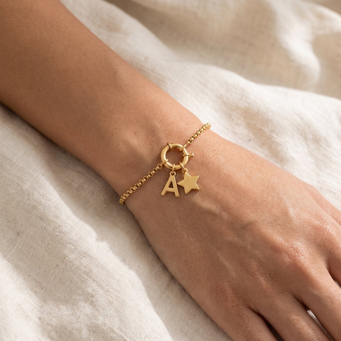 Bracelet